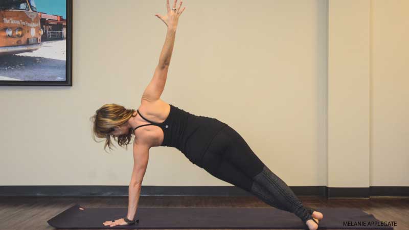 side plank power yoga
